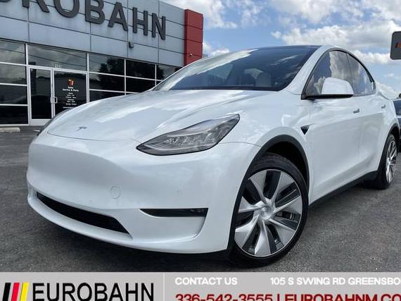TESLA MODEL Y 2021 5YJYGDEE1MF072326 image
